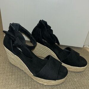 Black Wedge Heels Women’s 10